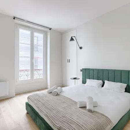 Folie Mericourt Republique 2 Charming 2br Paris